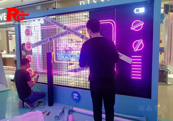 �L(zh��ng)ɳ�����޺���