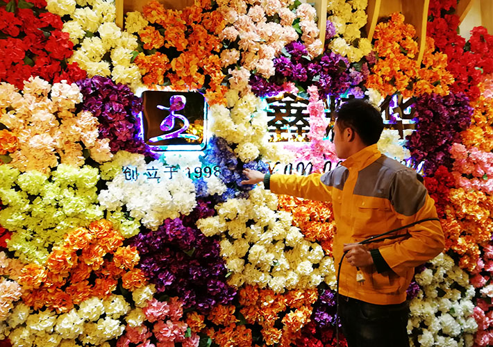 �Lɳ�r����