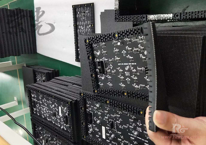 �Lɳ���������� 