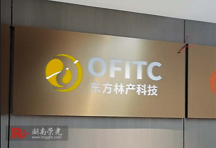 ���P��U�՟���